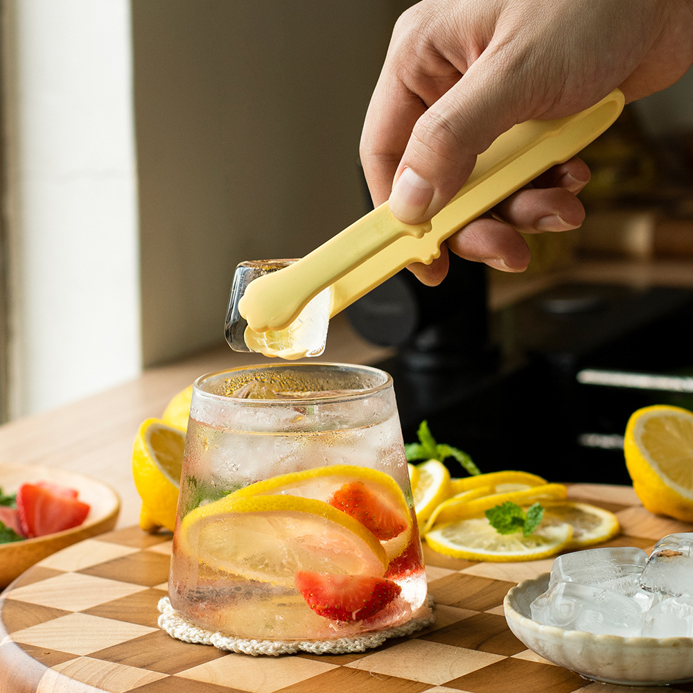 Urocze szczypce do żywności z  – Kitchen Gadgets Worth Buying recenzja i cena