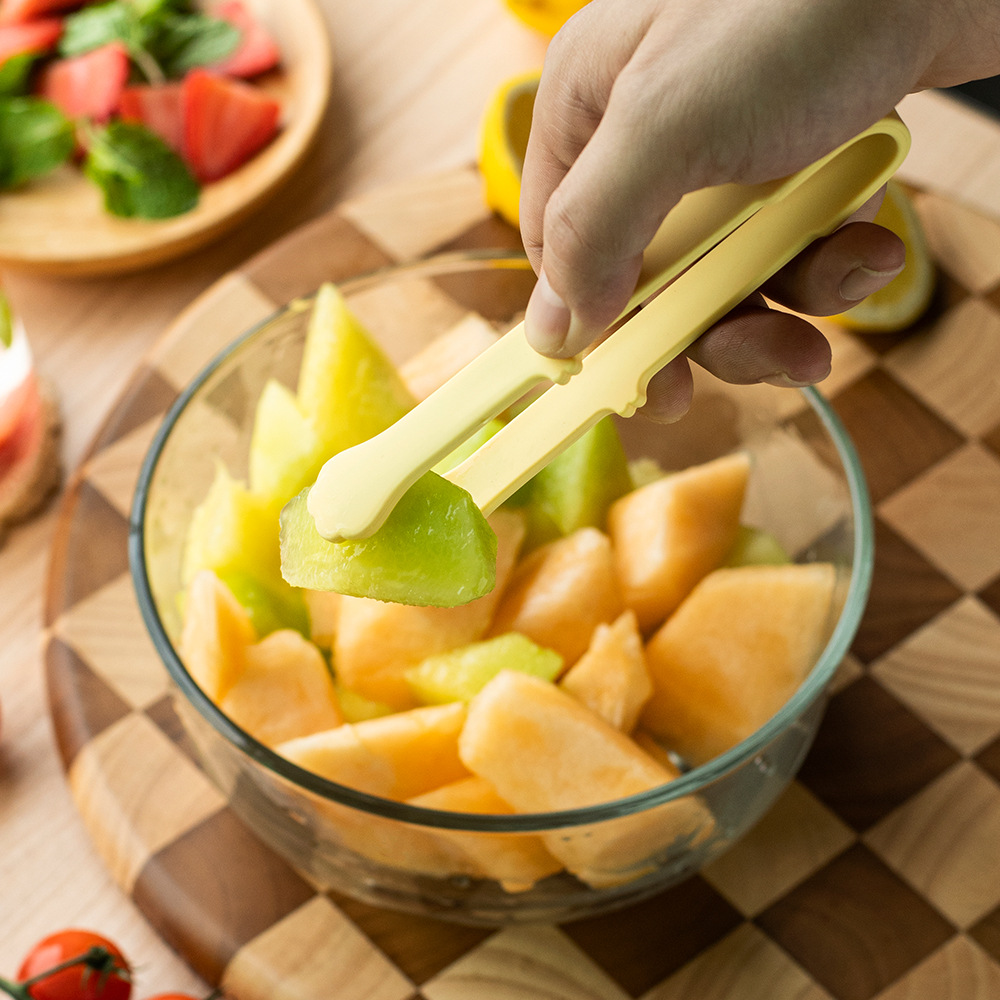 Urocze szczypce do żywności z  – Kitchen Gadgets Worth Buying recenzja i cena
